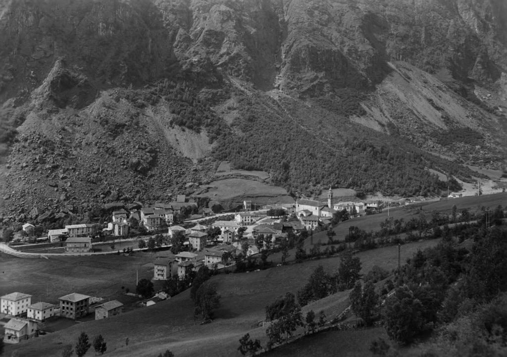 Vista su Valbondione · Historify