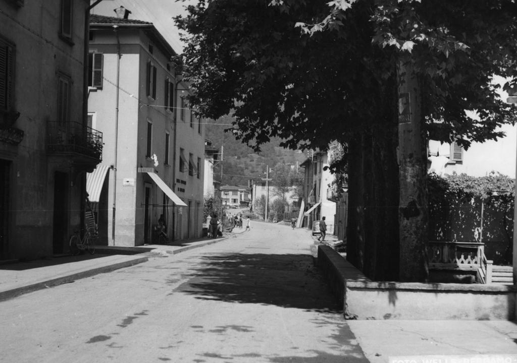 Via Di Brembilla · Historify
