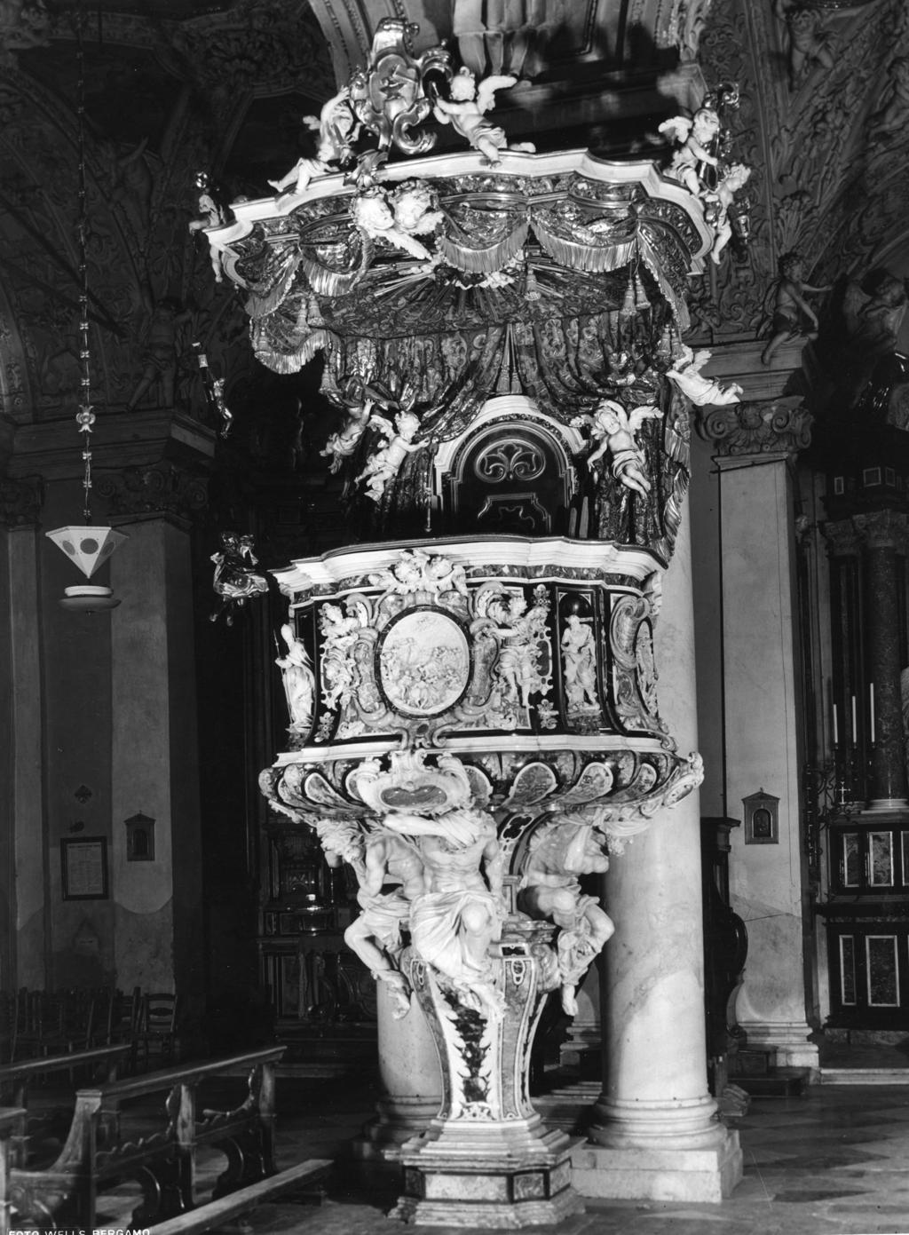Pulpito Chiesa S. Martino · Historify
