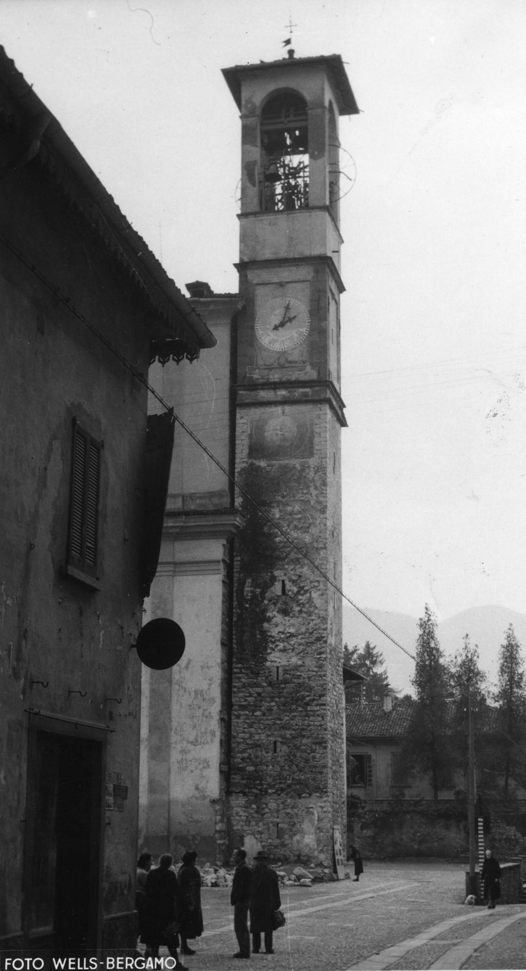 Campanile Di Caprino Bergamasco · Historify