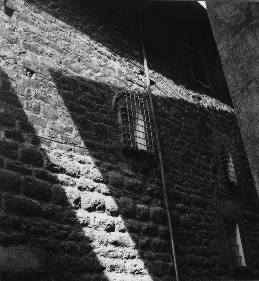Particolare di un edificio · Historify