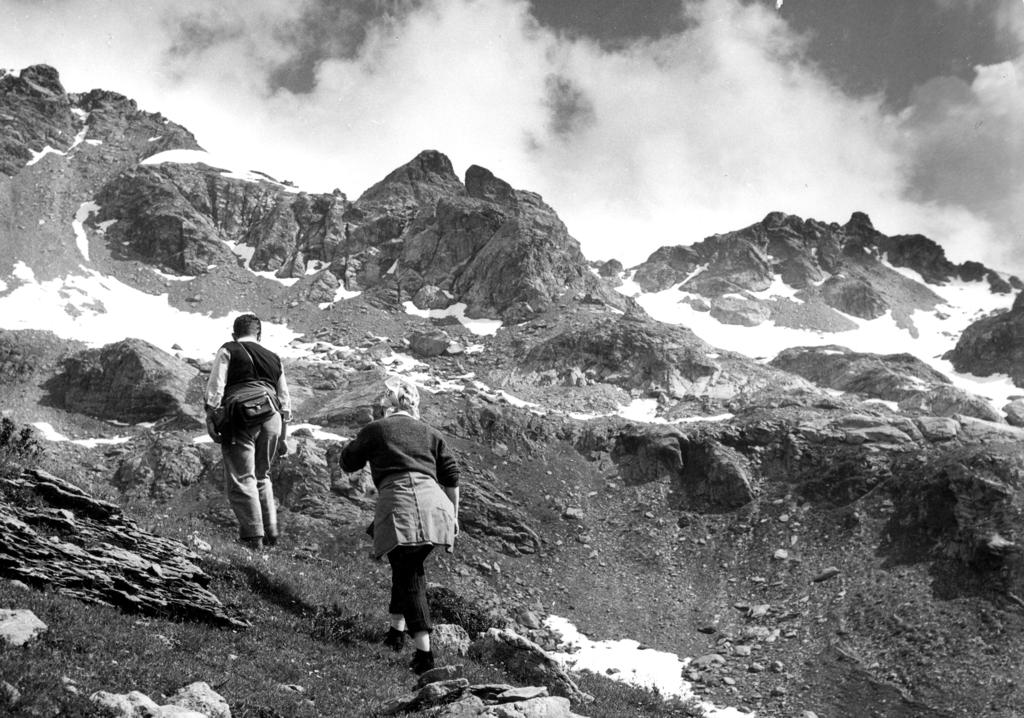 Escursione al Rifugio Fratelli Calvi · Historify