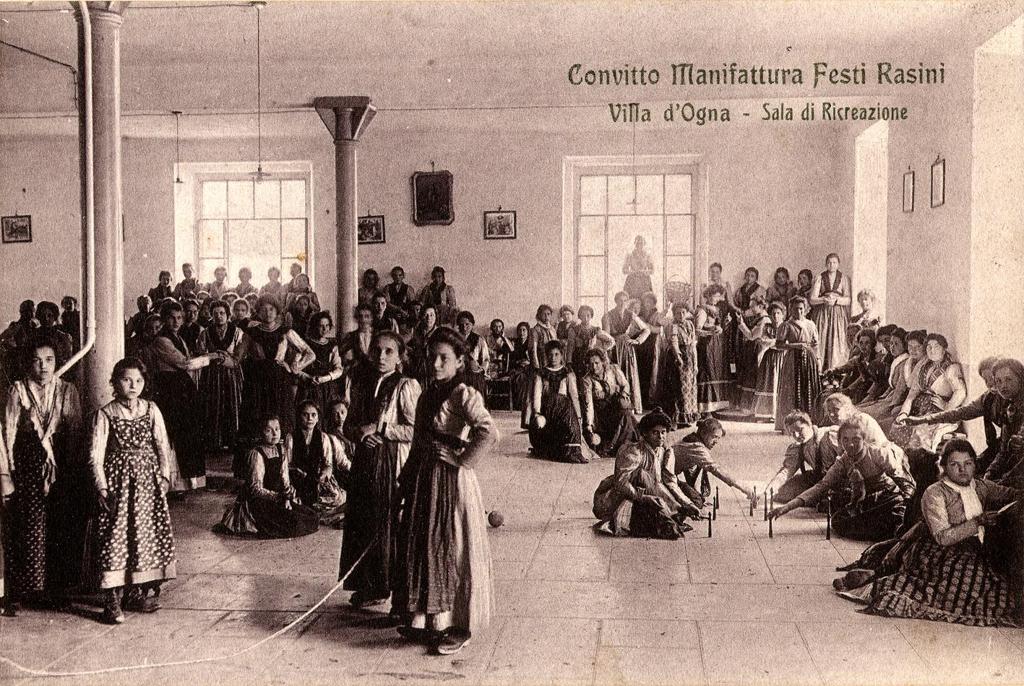 Sala Di Ricreazione · Historify