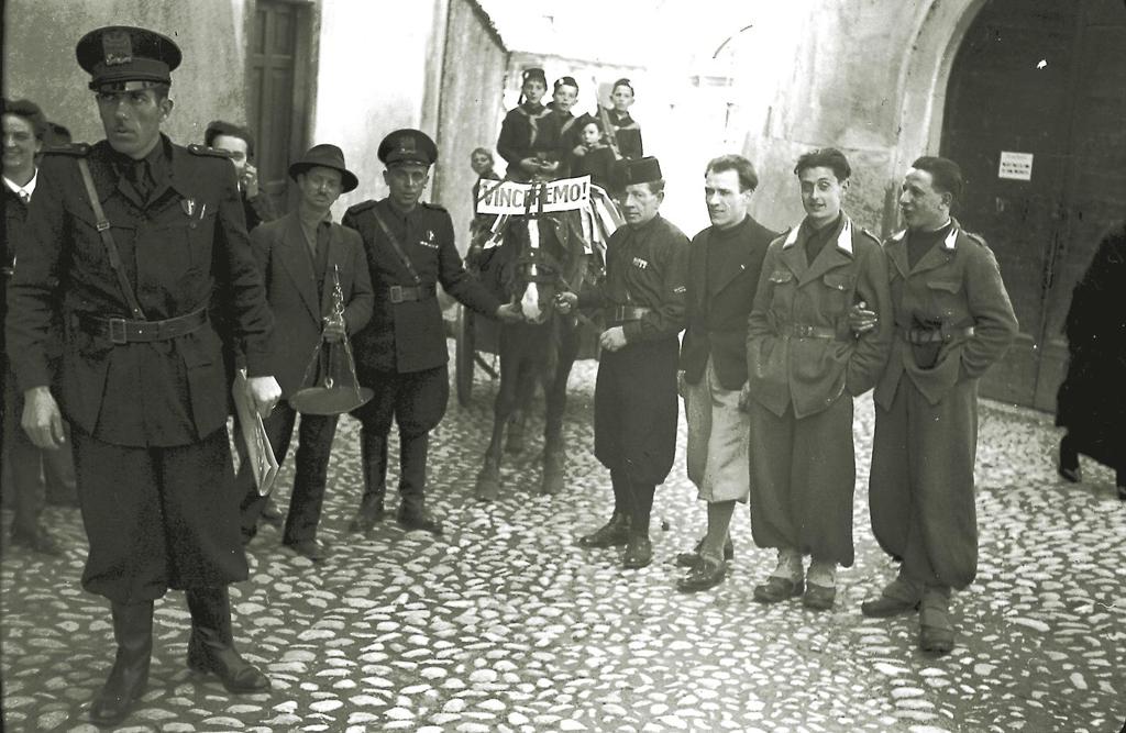 1942-Genn.-Clusone-Raccolta Della Lana · Historify