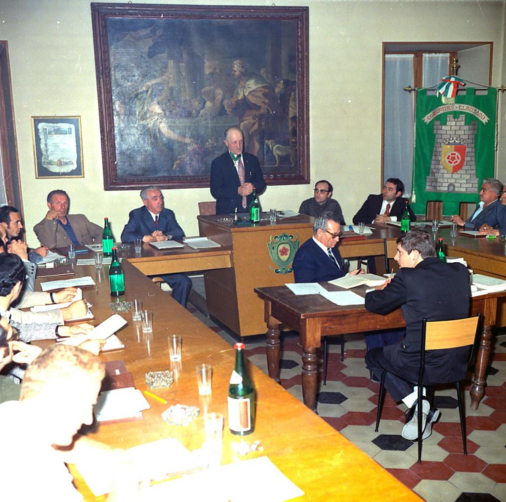 Cerimonia In Municipio Per Il Cav.Eugenio Baronchelli · Historify