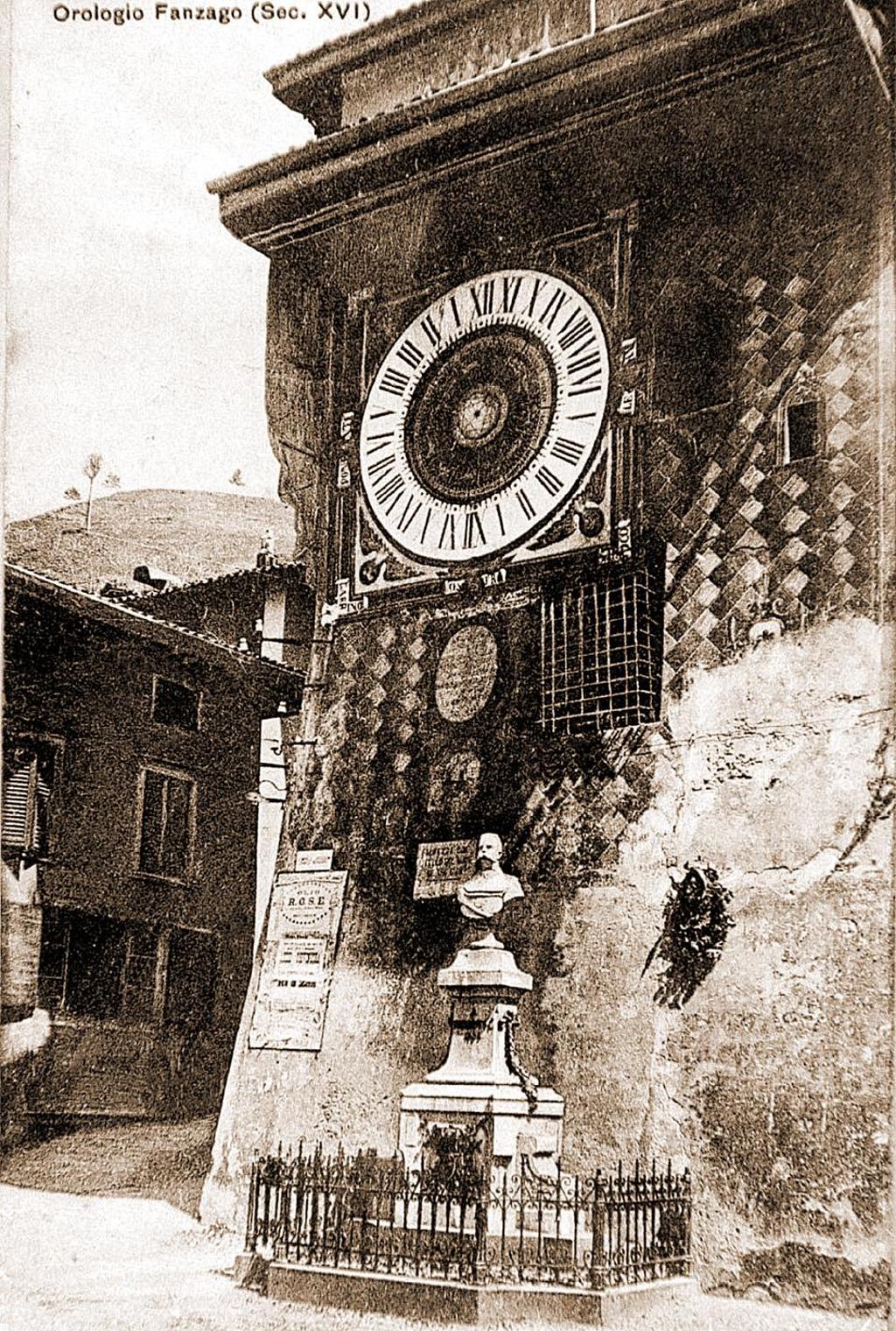 L'Orologio Fanzago con il monumento ad Umberto Primo · Historify