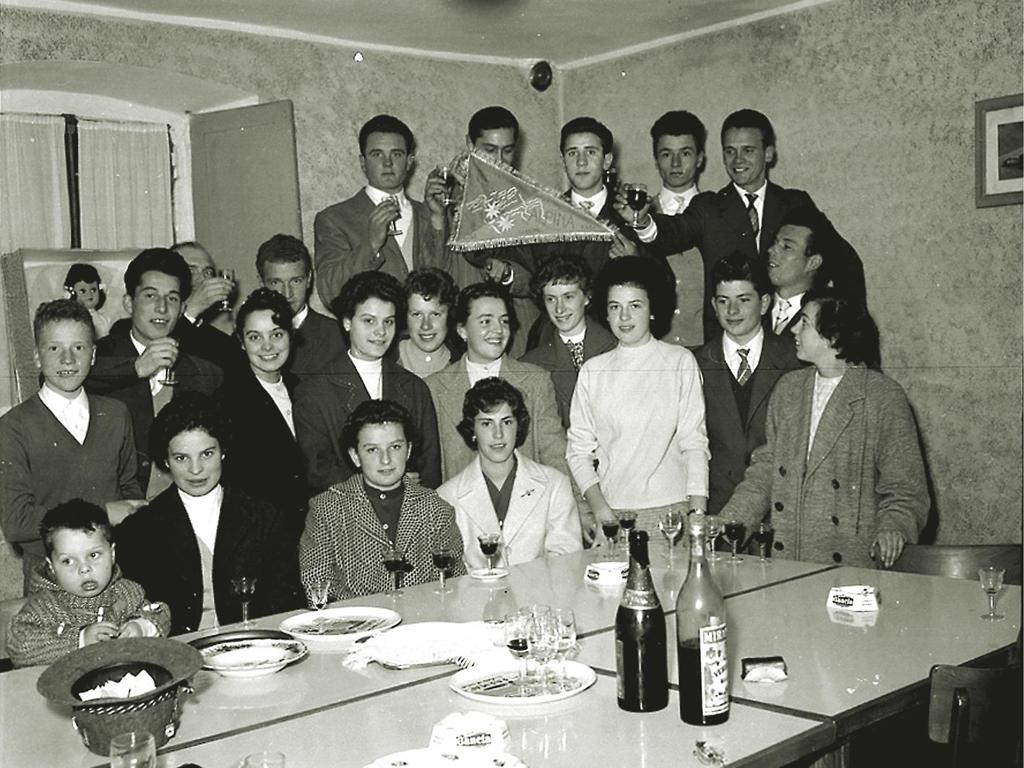 1958-Clusone-Fiorine-Gruppo Per Lo Sport · Historify