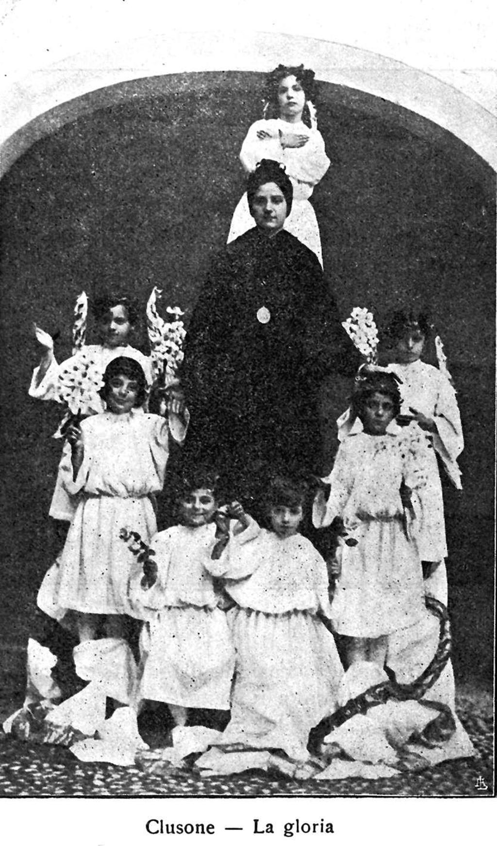 Figuranti In Costume · Historify