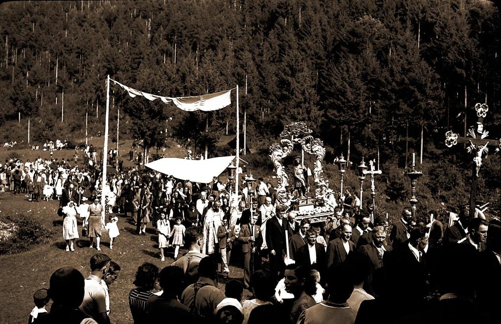 1940Anni-Piario-Processione Di S.Rocco · Historify