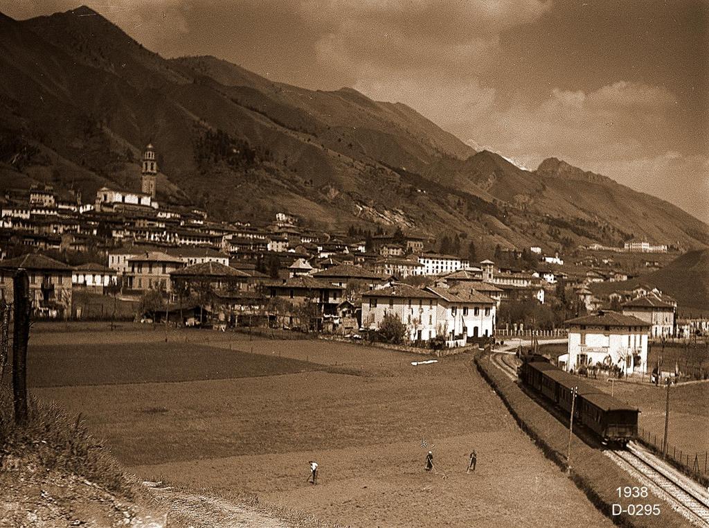 1938-Clusone-L'Arrivo Del Treno · Historify