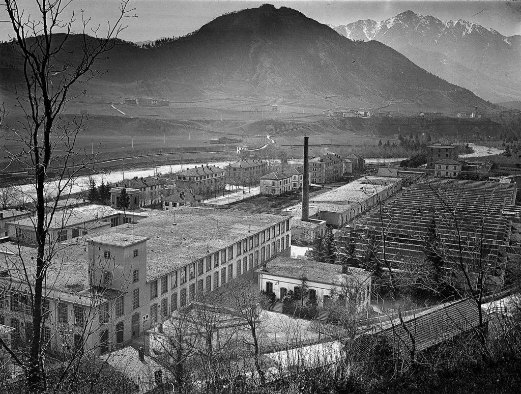 Stabilimento  E Villaggio Operaio Festi Rasini · Historify