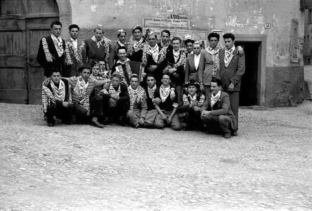 Gruppo Leva Militare 1951 · Historify