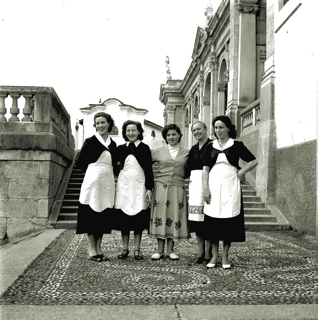 Cameriere Del Albergo Gamberino · Historify
