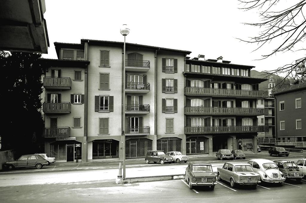 La Nuova Sede Della Banca Cassa Del Risparmio Delle Provincie Lombarde · Historify
