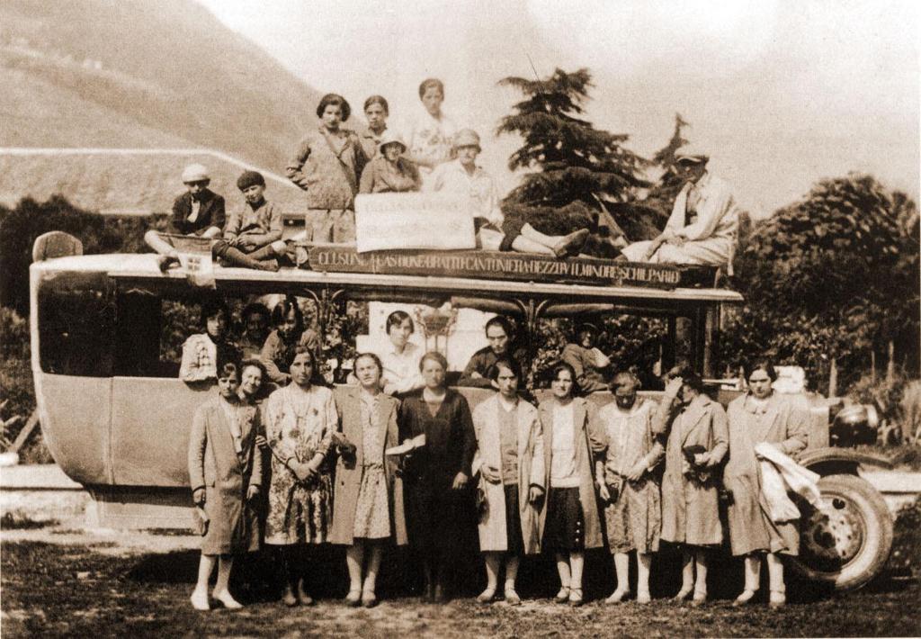 1923-Corriera Per La Tratta Clusone Schilpario · Historify