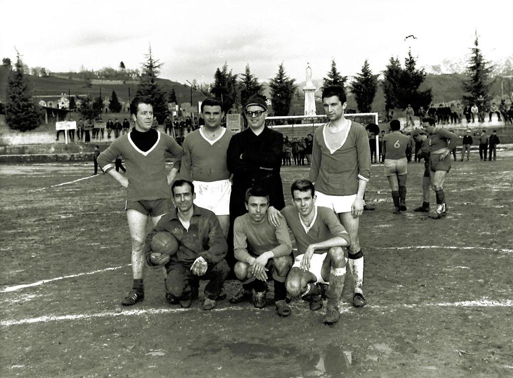 1963-Clusone-Patronato S.Vincenzo-La Seconda Squadra Calcistica · Historify