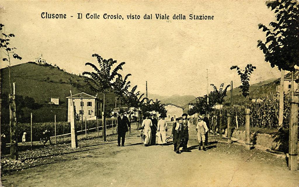 Clusone, Viale Gusmini · Historify