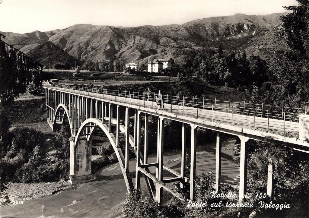 Il Ponte Di Songavazzo · Historify