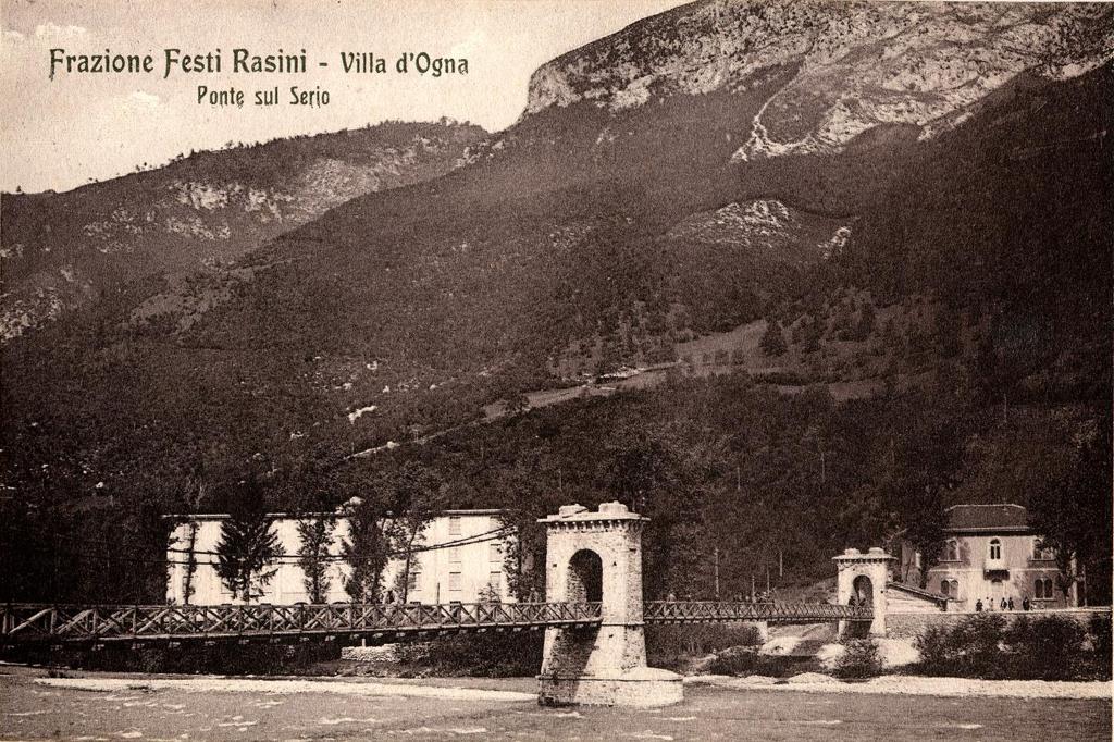 1800 Fine-Villa D'Ogna Il Ponte Pedonale Sul Fiume Serio · Historify