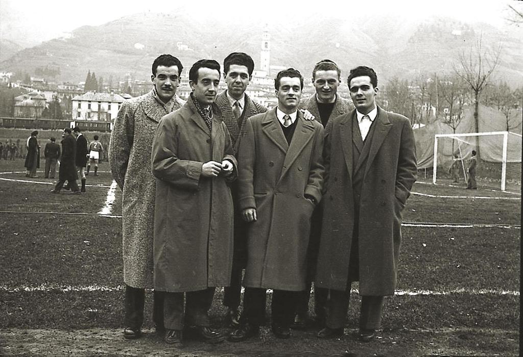 1957-Clusone-Tifosi Della Squadra Del Clusone · Historify