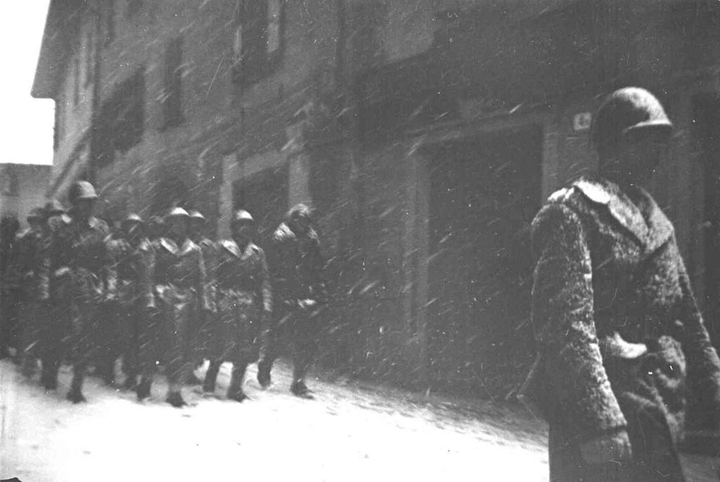Soldati Sotto La Neve · Historify