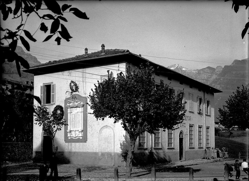 Scuola · Historify