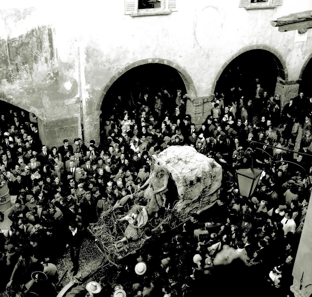 Carnevale · Historify
