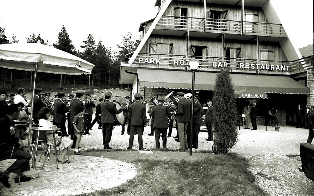 Inaugurazione Del Park Hotel · Historify