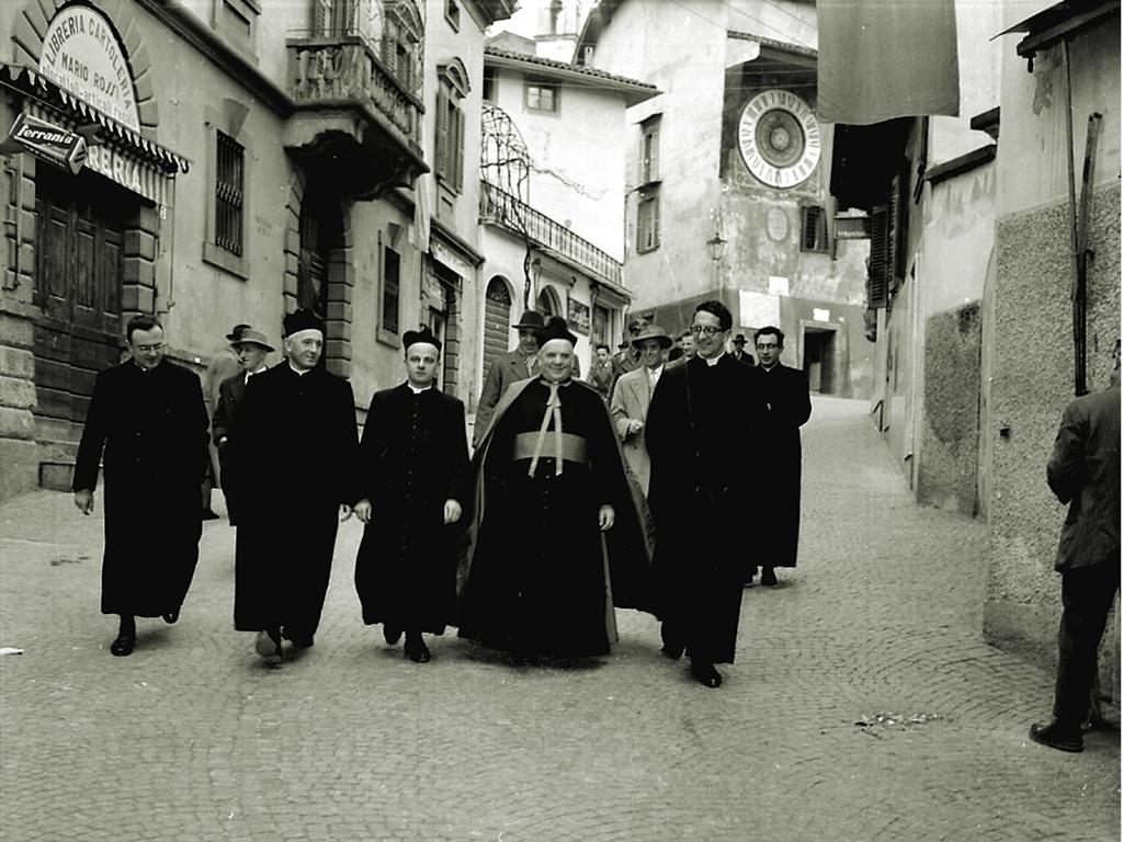 Festeggiamento Del Mons.Rev. Don Mariano Spada · Historify