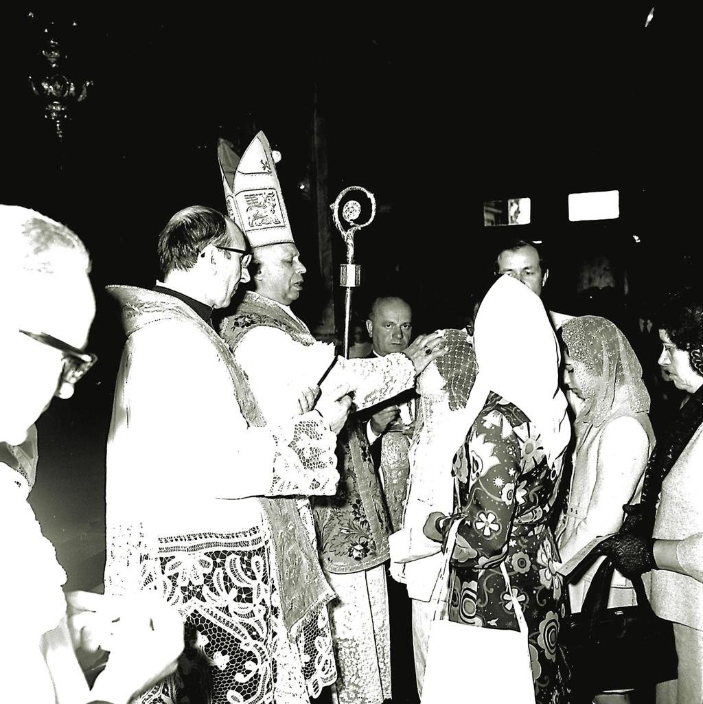 Durante La S.Cresima · Historify
