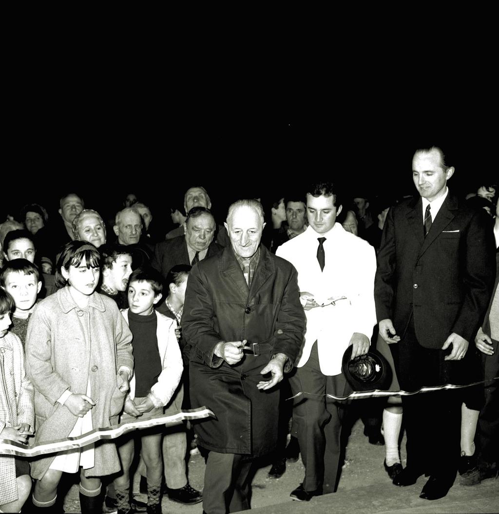 Inaugurazione Del Testamark-Taglio Del Nastro Del Sindaco Eugenio Baronchelli · Historify