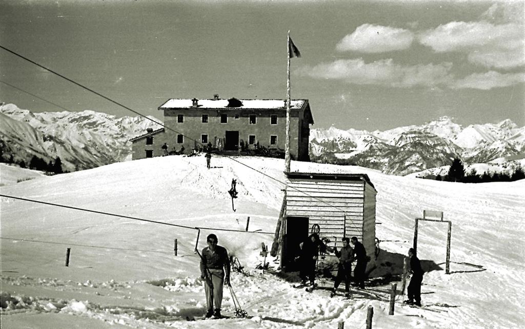 Lo Skilift in località Pianone a Clusone · Historify