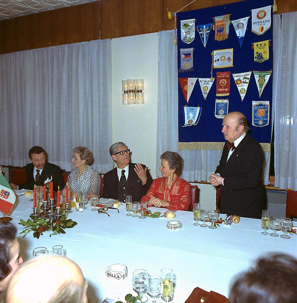 Convegno Del Rotary Club · Historify