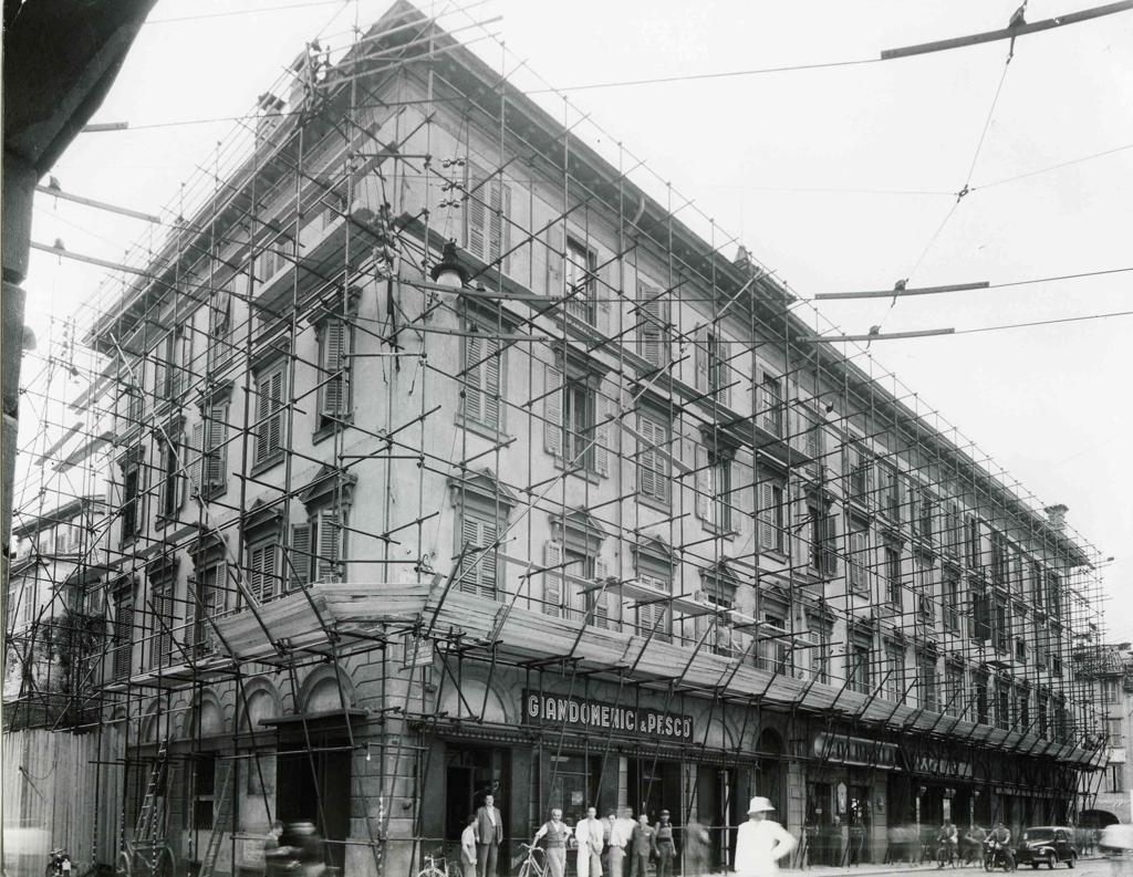 Ponteggi In Città · Historify