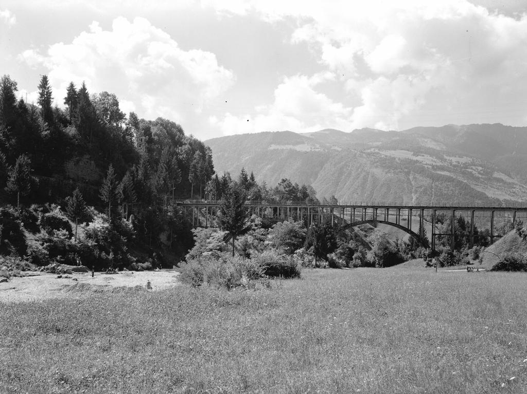 Paesaggio, Ponte · Historify