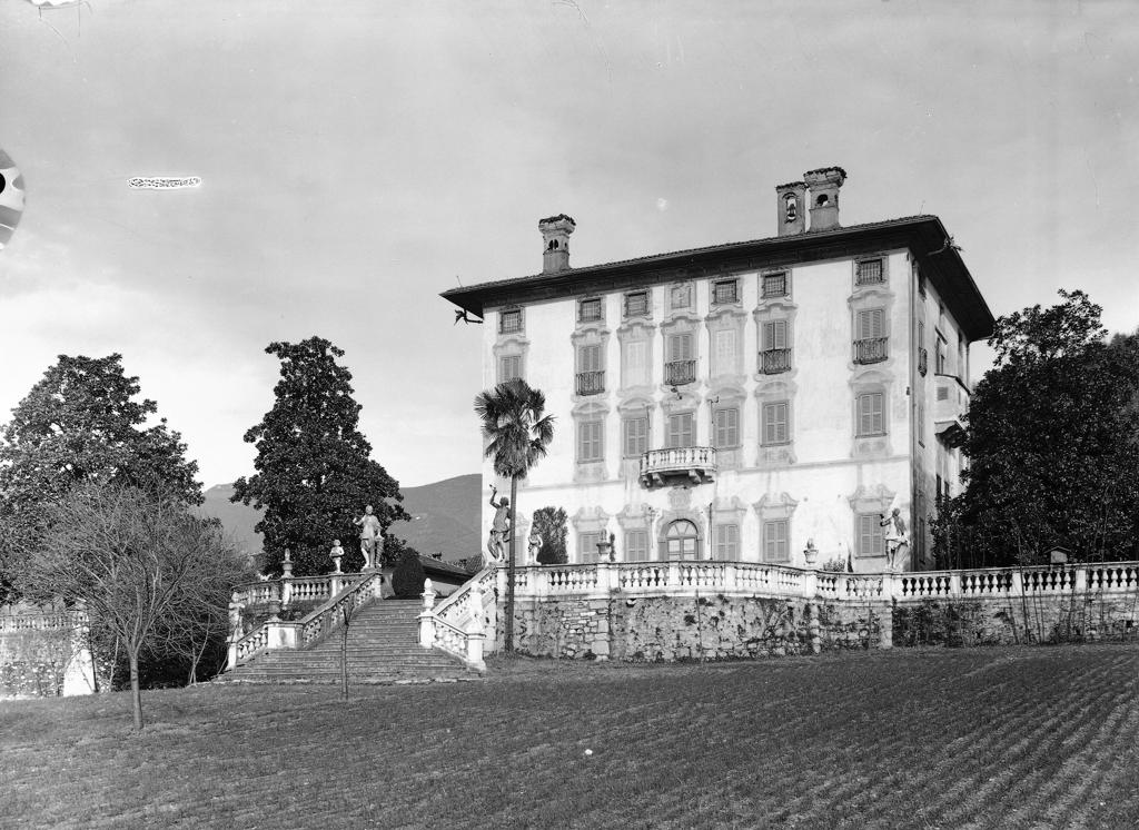Villa Terzi · Historify