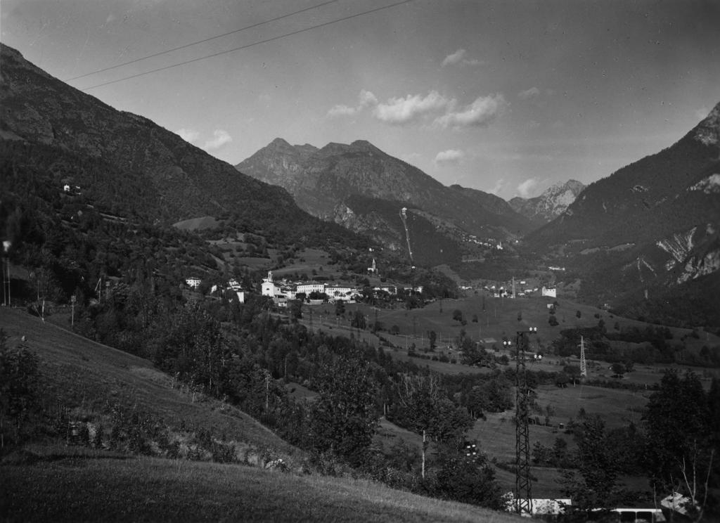 Montagne Di Piazza Brembana · Historify
