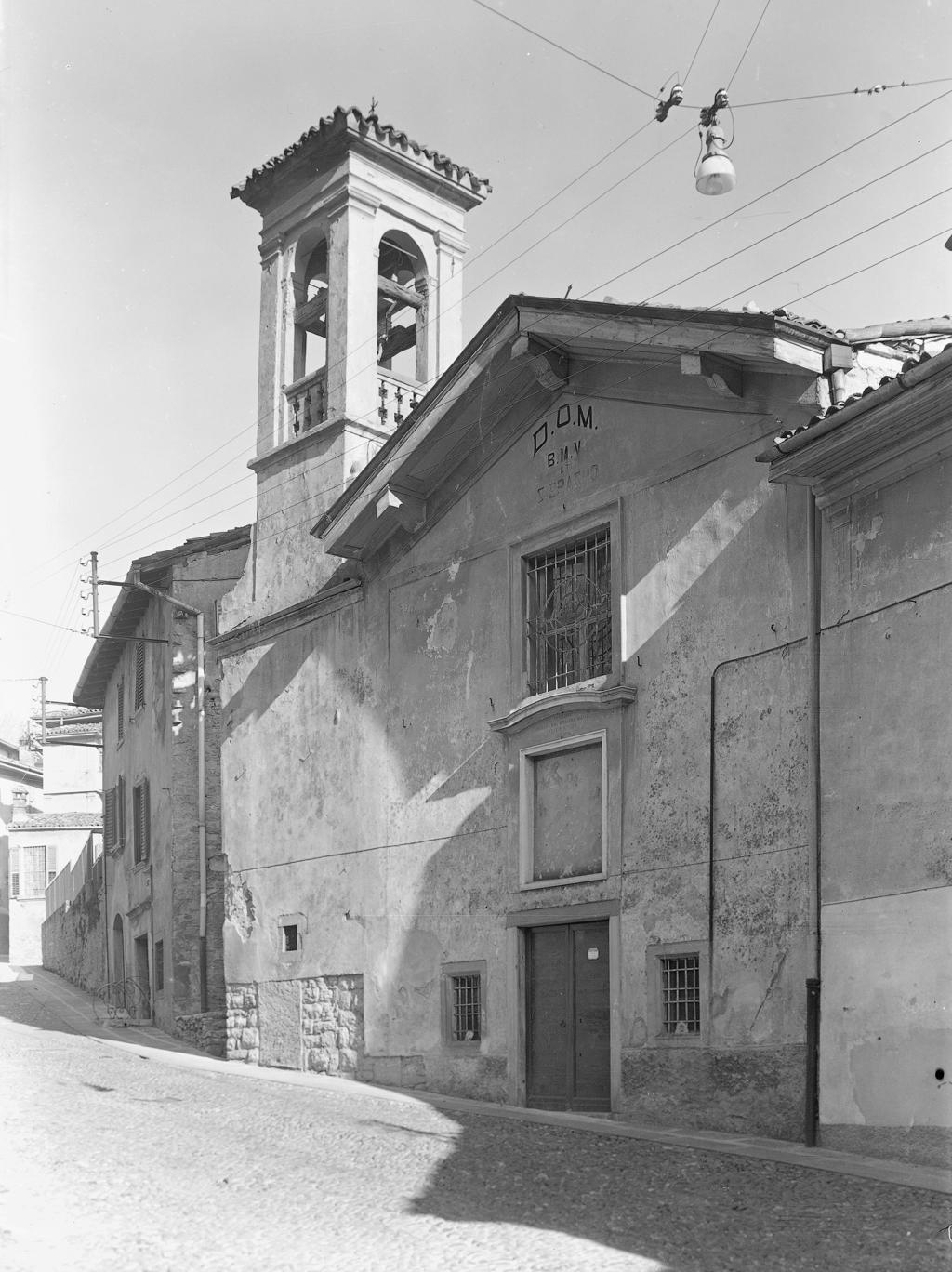 Esterno Chiesa · Historify