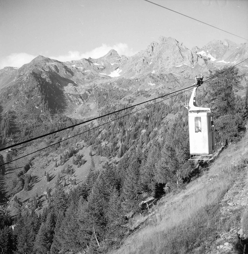Cabina della funivia · Historify