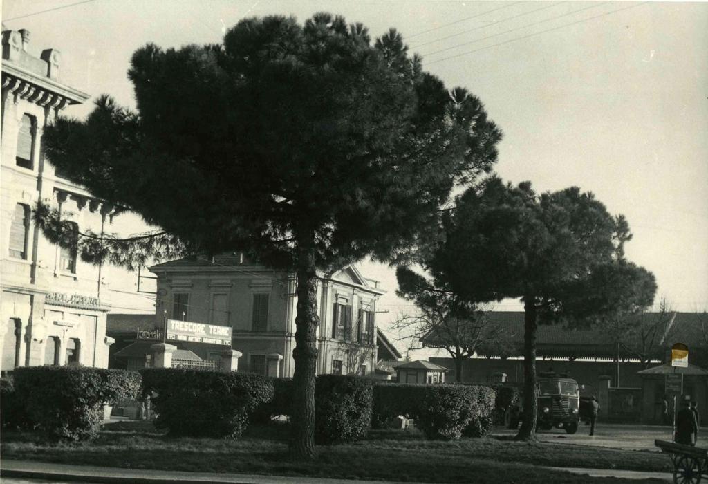 Stazione Ferroviaria · Historify