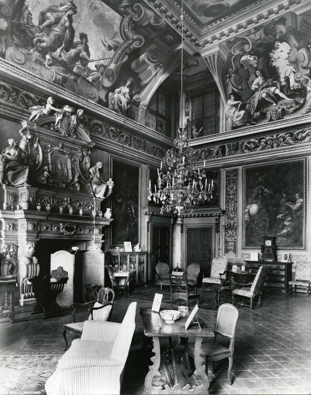 Gran Salone, Palazzo Terzi · Historify