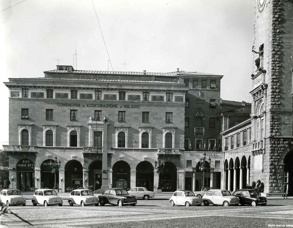 Vista Su Piazza Cavalieri Di Vittorio Veneto · Historify