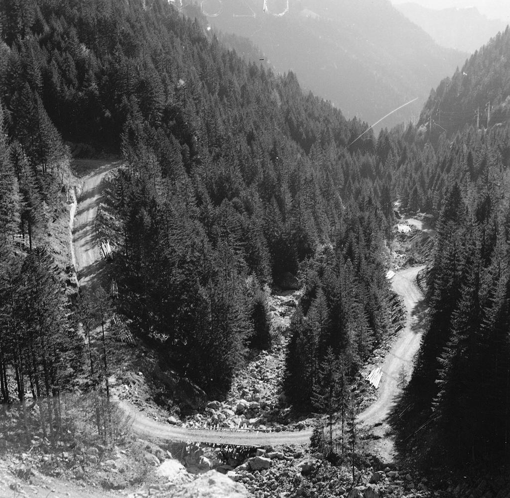 Strada Di Montagna · Historify