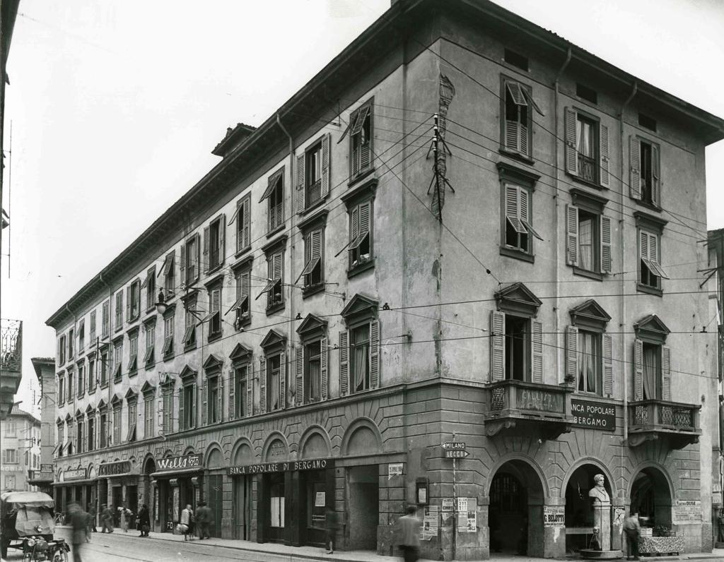 Palazzina con Studio Wells · Historify