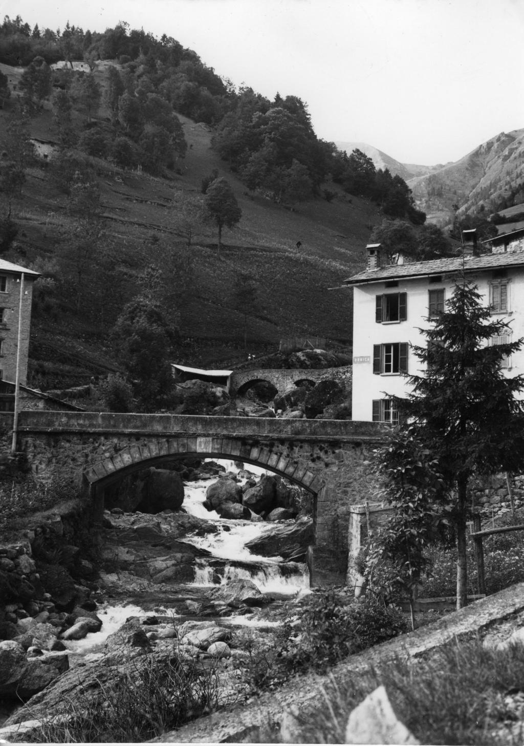 Ponticello Ad Ornica · Historify
