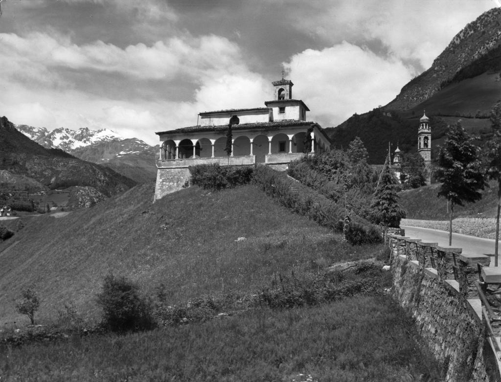 Chiesetta Di San Pietro Ad Ardesio · Historify