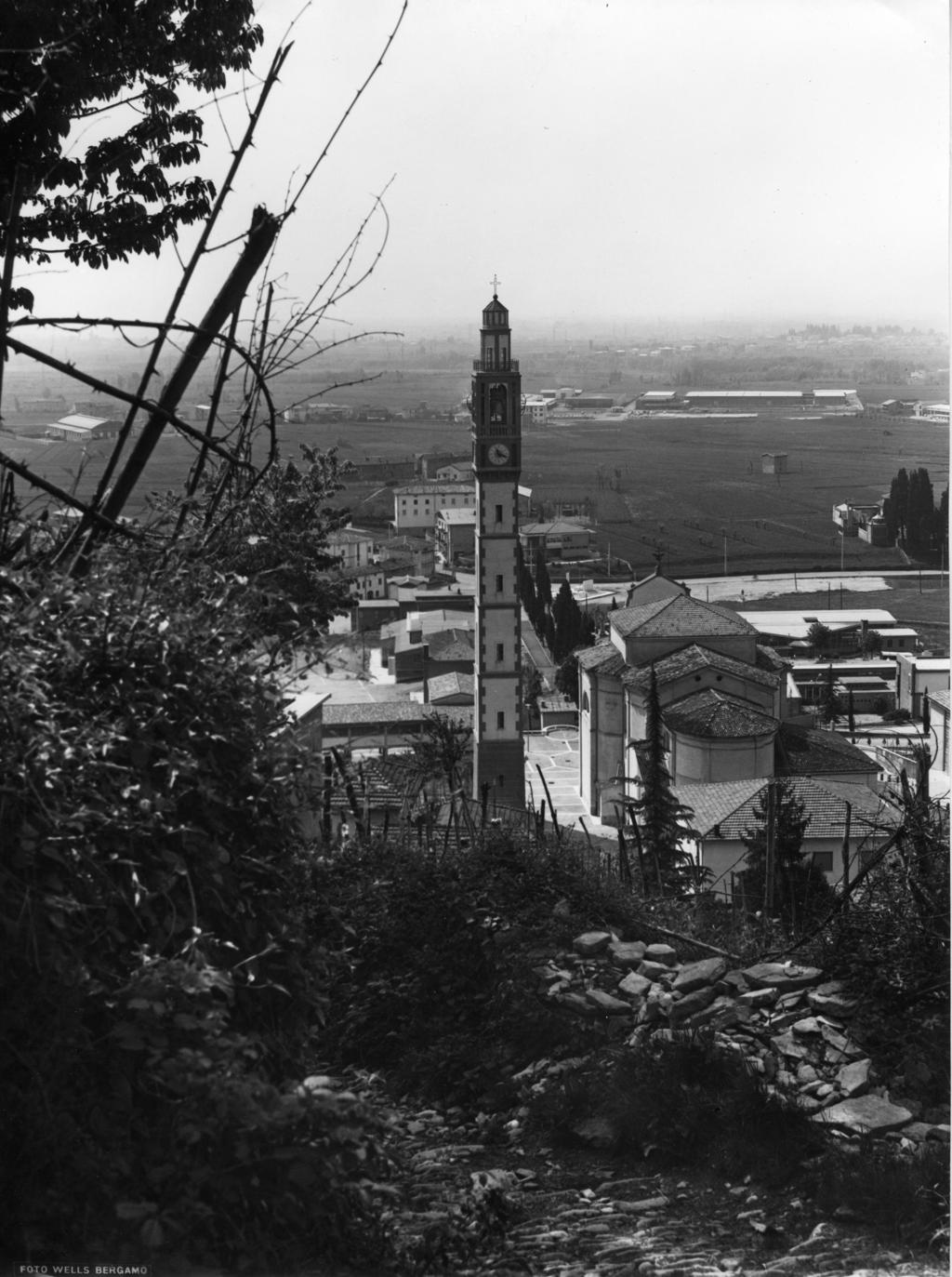 Campanile della Chiesa parrocchiale di San Giovanni Battista · Historify