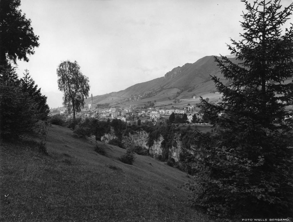 Veduta Di Castione Della Presolana · Historify