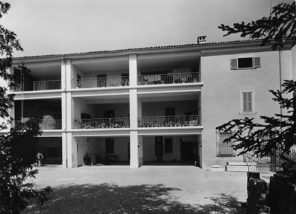 Sotto Il Monte · Historify