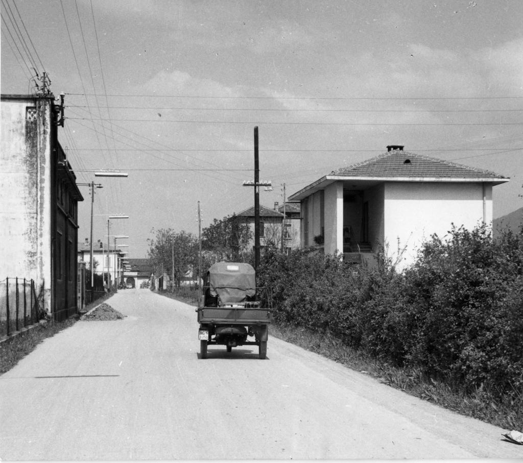 Mezzi Su Strada, Riviera D'Adda · Historify